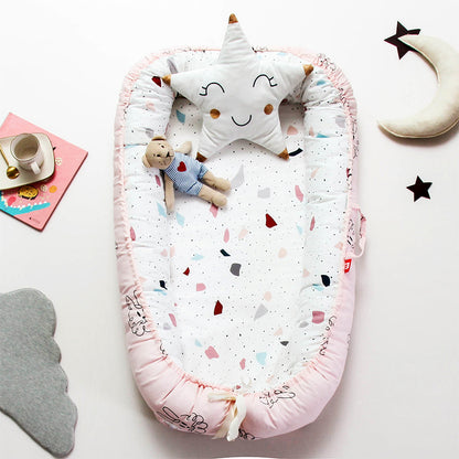 Cotton Bionic Coaxing Sleep Baby Isolation Crib